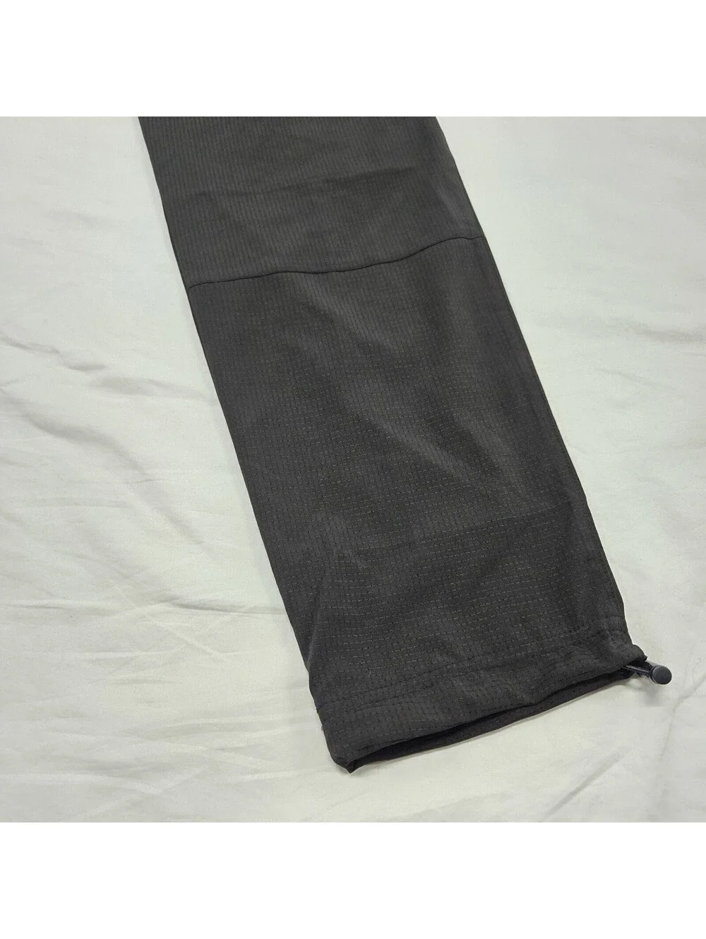 Mens MEDIUM Vanquish Utility Active Pants Black Hybrid Performance Cargo Pockets